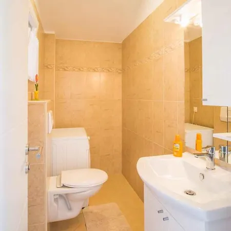 Holiday home In Vrbnik/insel Krk 13634