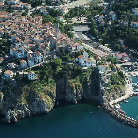 In Vrbnik/insel Krk 13634 Holiday home *