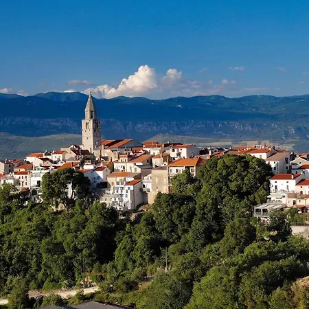 In Vrbnik/insel Krk 13634 Holiday home *