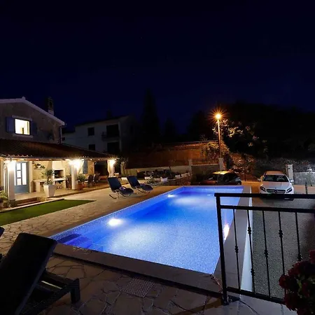 In Vrbnik/insel Krk 13634 Holiday home *